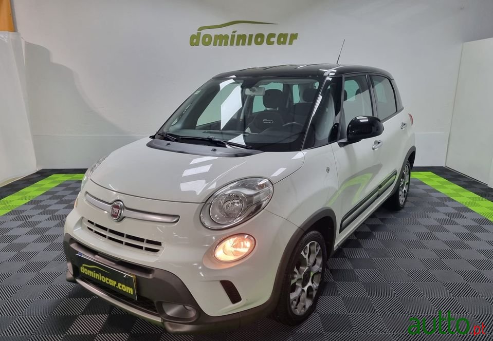2016' Fiat 500L photo #1