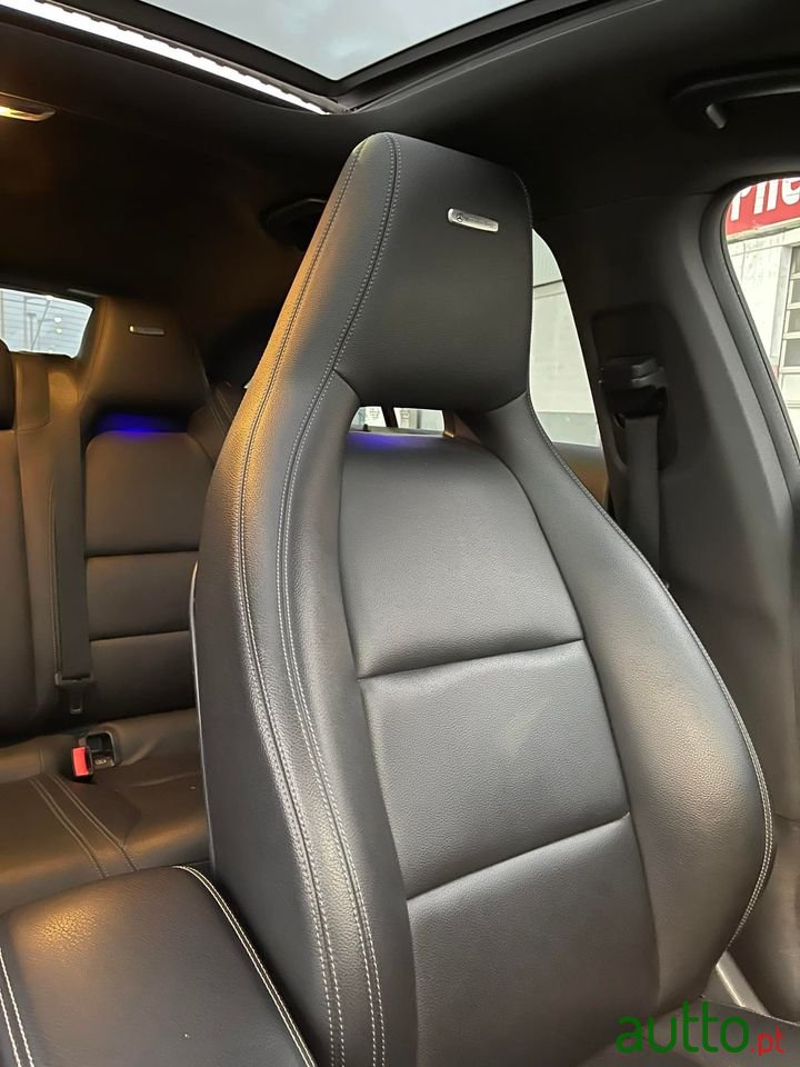 2017' Mercedes-Benz CLA photo #2