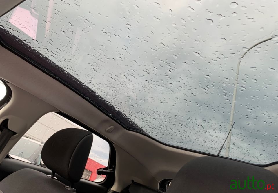 2017' Citroen C4 Cactus photo #2