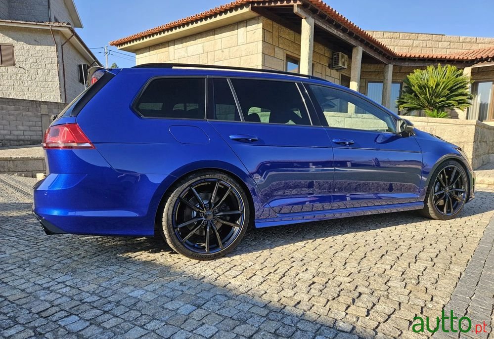 2015' Volkswagen Golf Variant photo #6