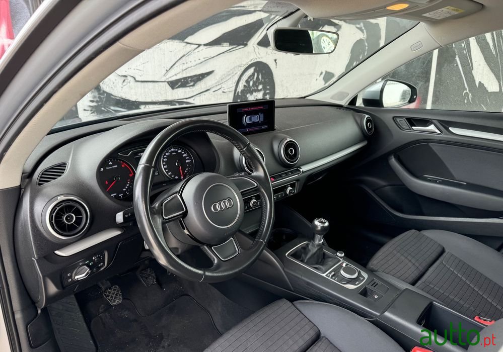 2016' Audi A3 Sportback photo #3