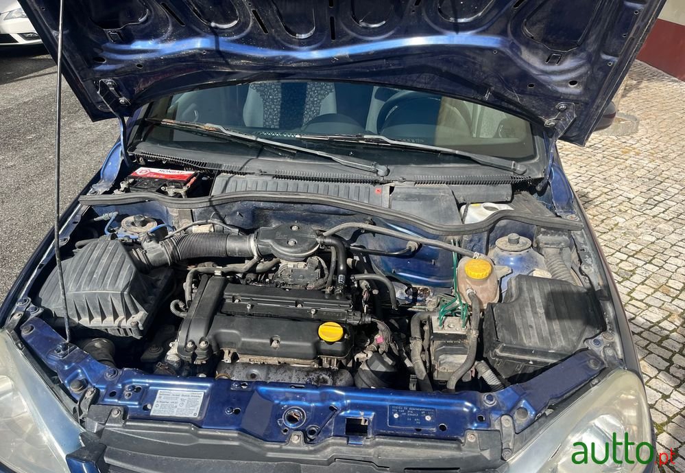 2003' Opel Corsa 1.2 16V City photo #4