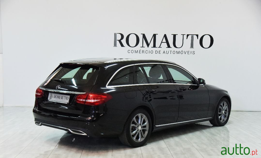 2015' Mercedes-Benz C-200 photo #5