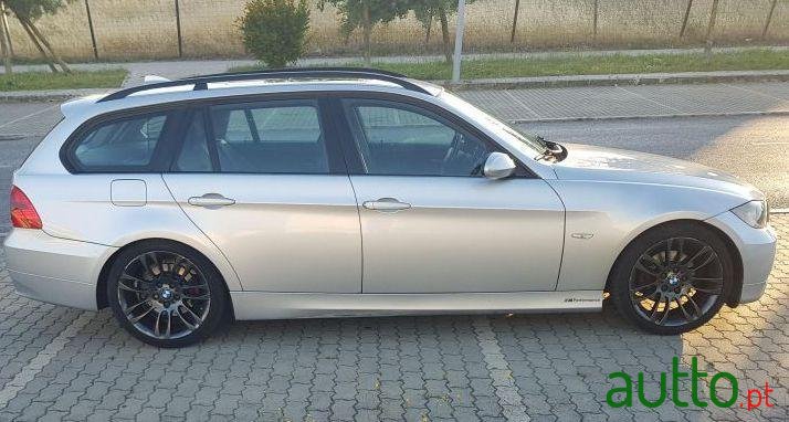 2005' BMW 320 Touring photo #3