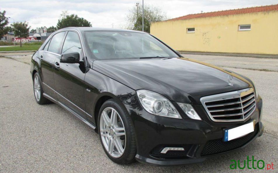 2010' Mercedes-Benz E-250 photo #1