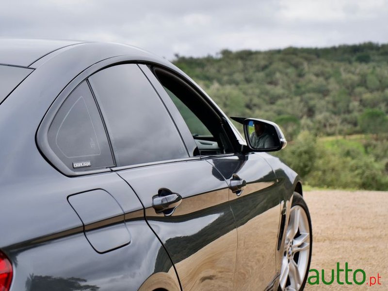 2016' BMW Série 4 D Pack M Auto photo #5