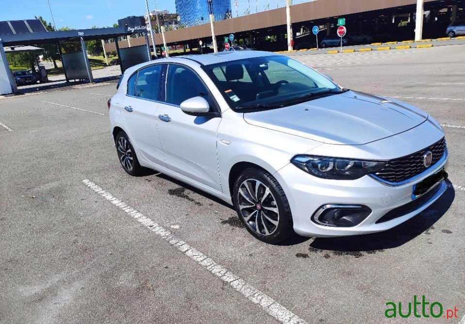 2019' Fiat Tipo photo #2