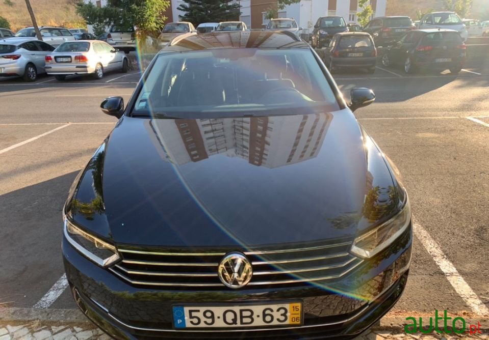 2015' Volkswagen Passat Variant photo #1