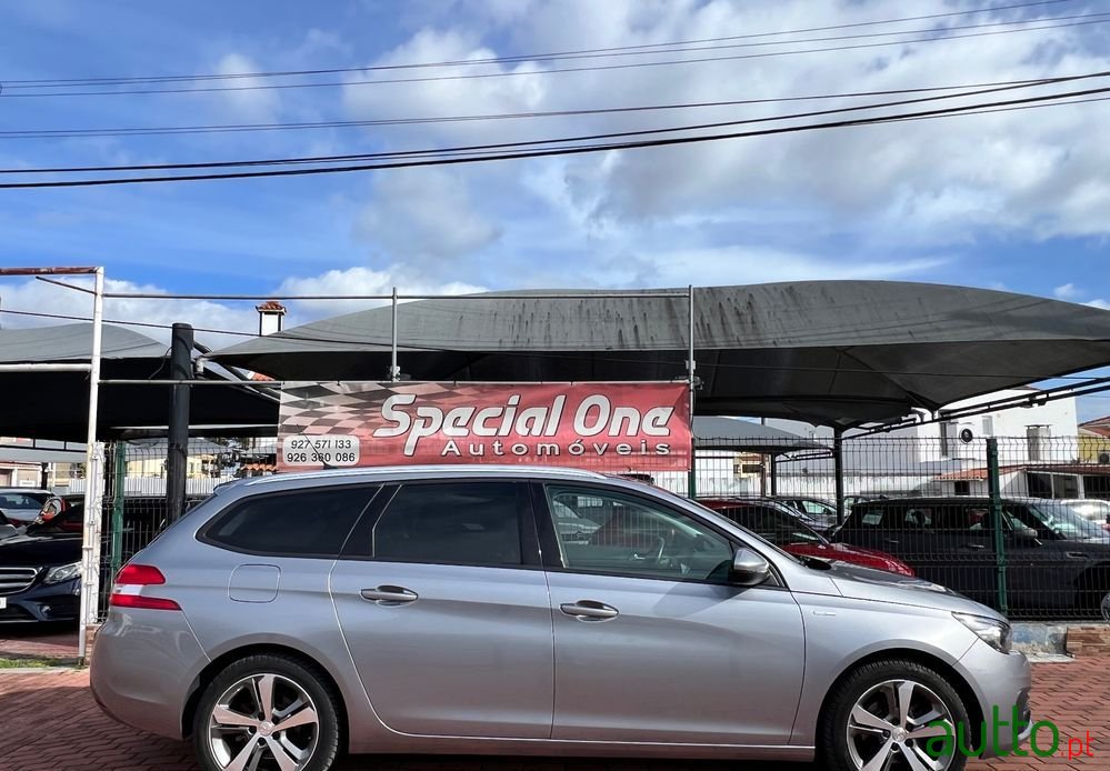 2019' Peugeot 308 Sw photo #4