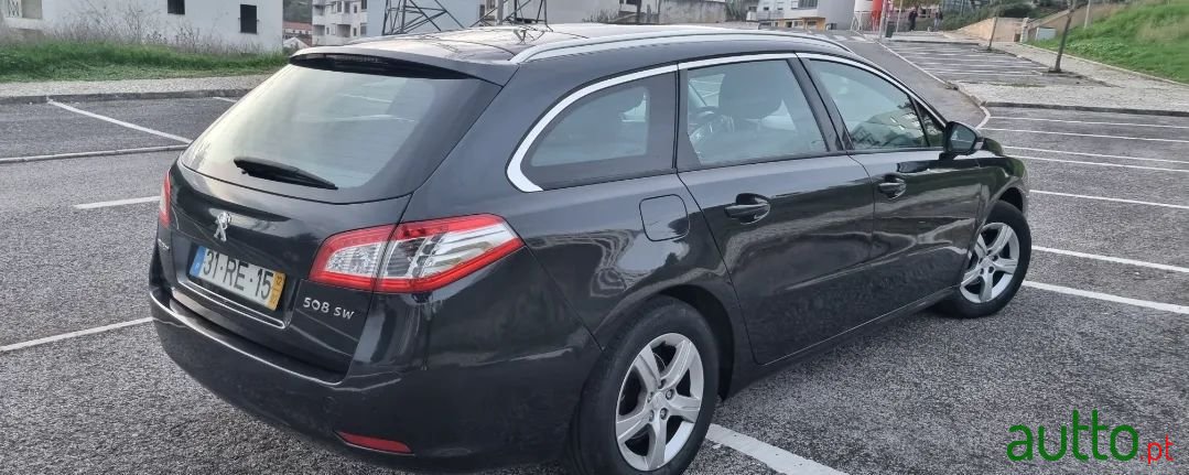 2012' Peugeot 508 Sw photo #2