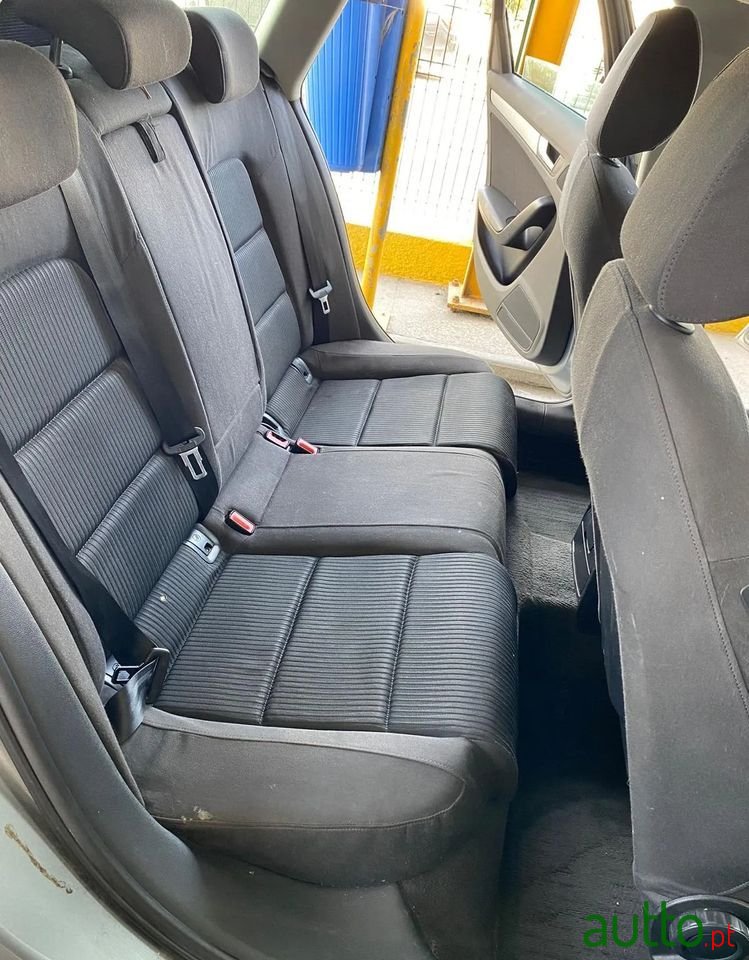 2010' Audi A4 2.0 Tdi photo #3