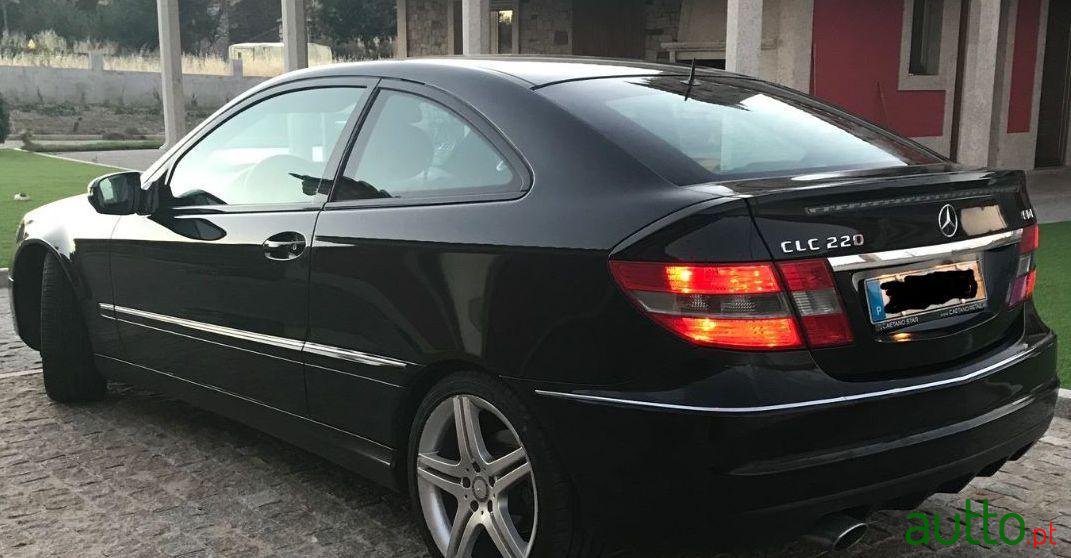 2008' Mercedes-Benz Clc-220 Cdi photo #2