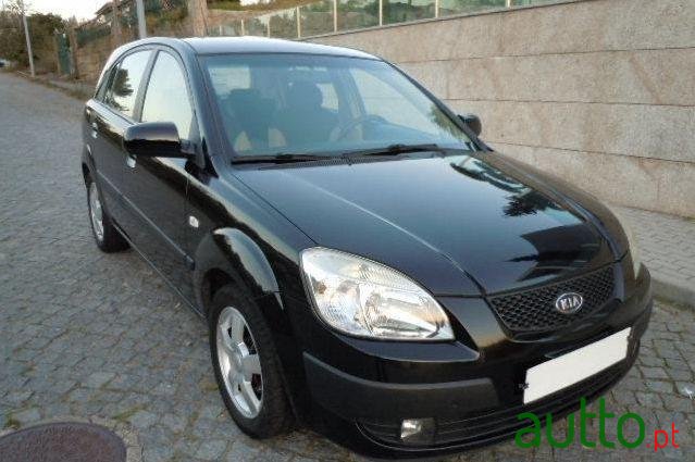 2005' Kia Rio 1.4 Lx photo #1