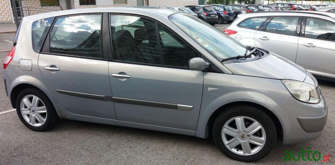 2004' Renault Scenic photo #1
