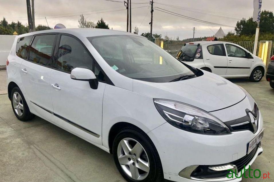 2014' Renault Grand Scenic photo #1