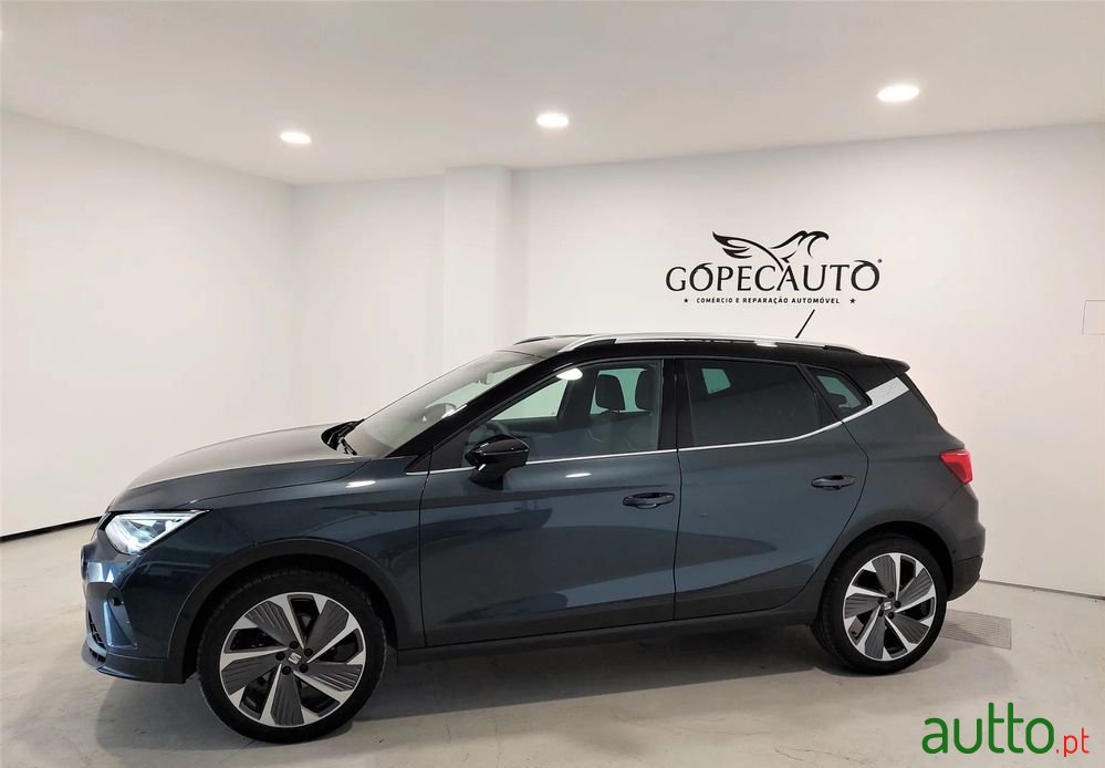 2022' SEAT Arona 1.0 Tsi Fr photo #3
