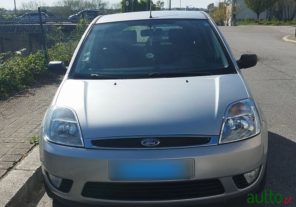 2004' Ford Fiesta 1.25 Ghia photo #2