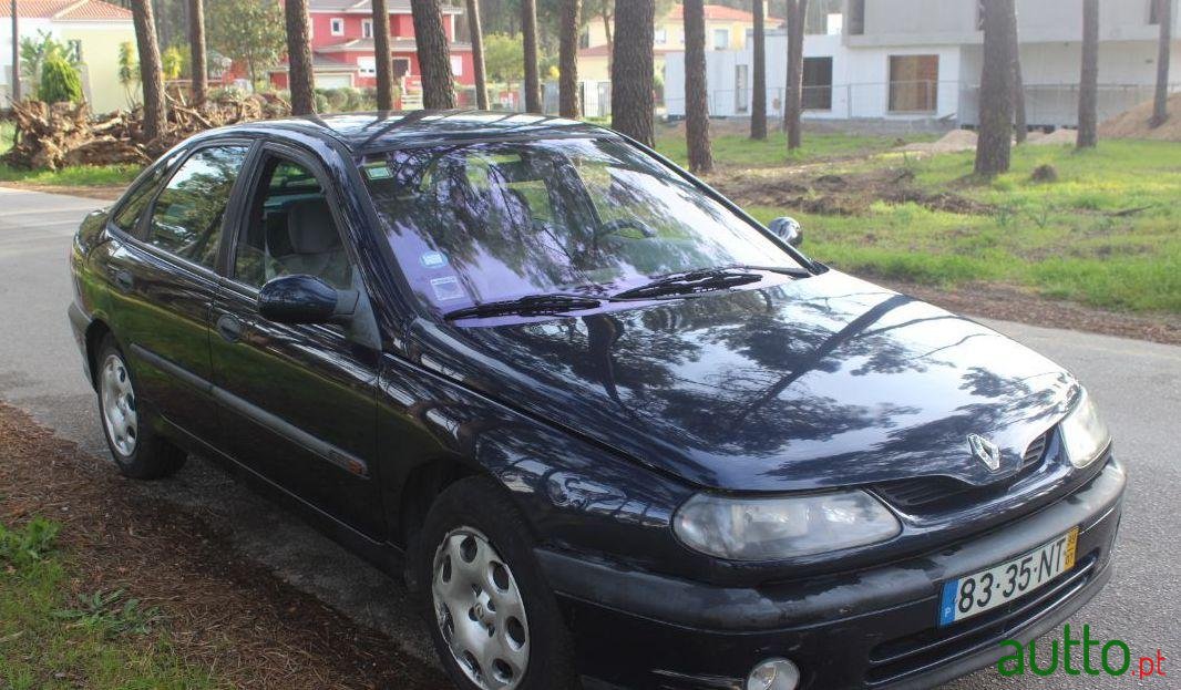 1999' Renault Laguna 1.6 Rxe photo #2