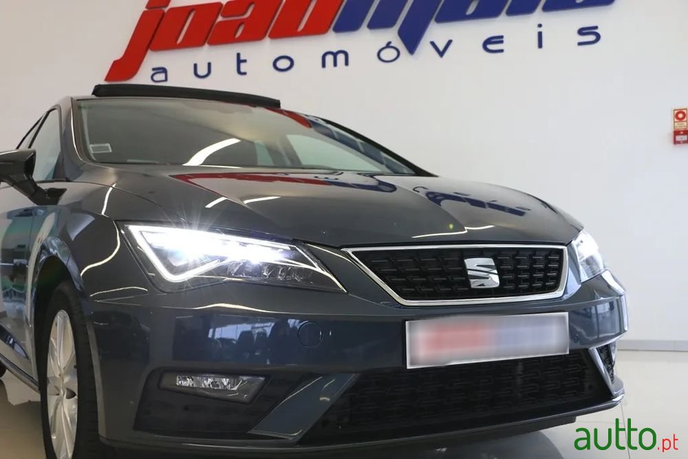 2020' SEAT Leon 1.0 Ecotsi Style S/S photo #5
