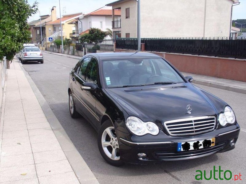 2006' Mercedes-Benz C-220 Avantgard photo #1