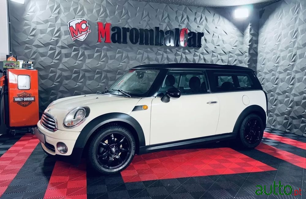 2007' MINI Clubman Cooper photo #2