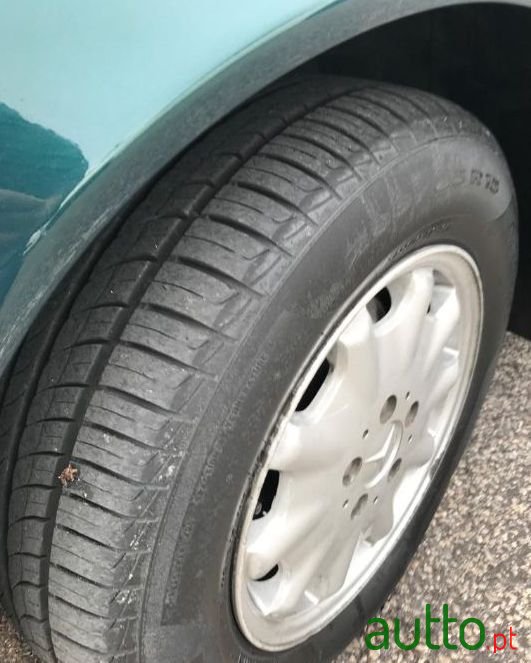 1996' Mercedes-Benz E-220 photo #3