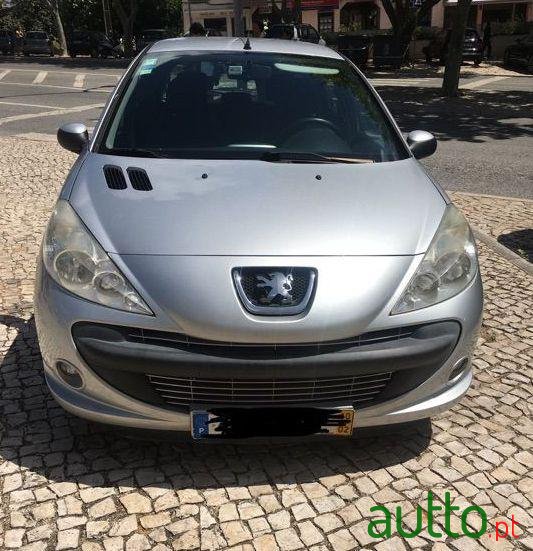 2010' Peugeot 206 1.1 photo #1