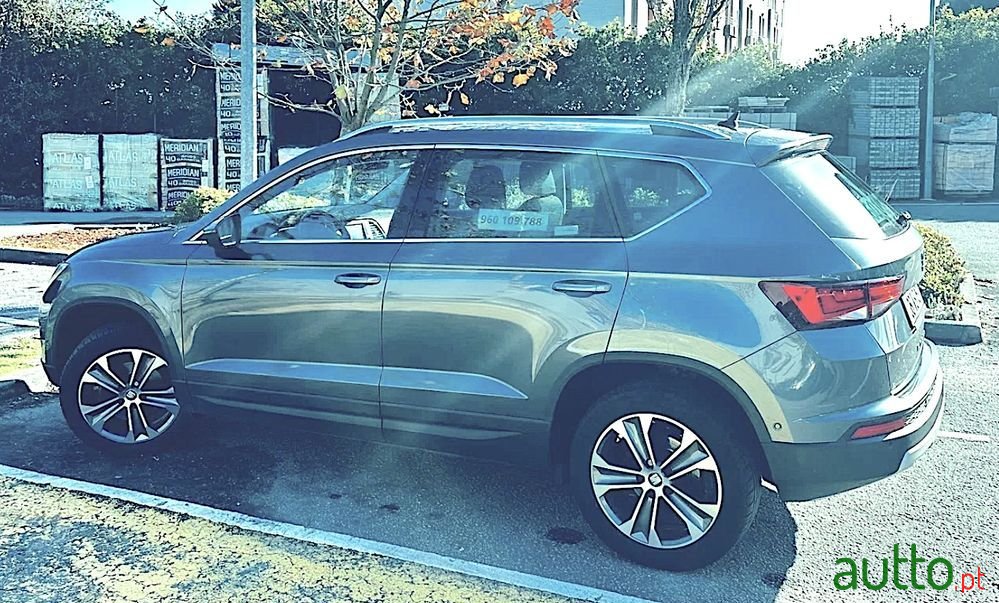 2018' SEAT Ateca 1.6 Tdi Style Dsg photo #1