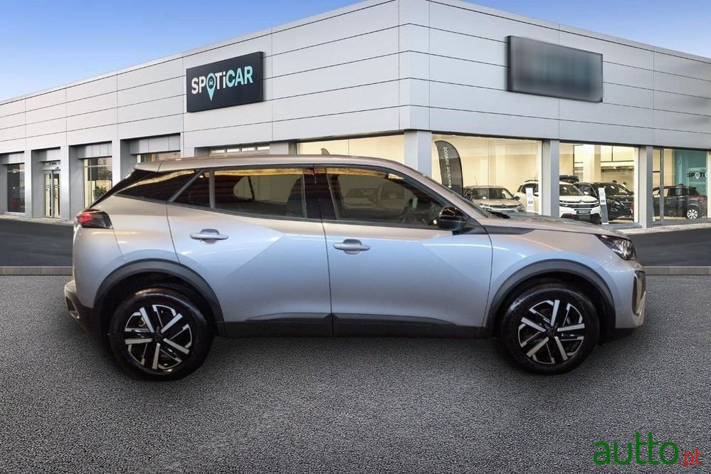 2024' Peugeot 2008 1.2 Puretech Active photo #4