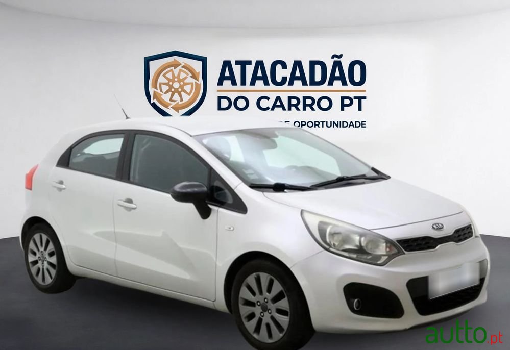 2012' Kia Rio photo #2