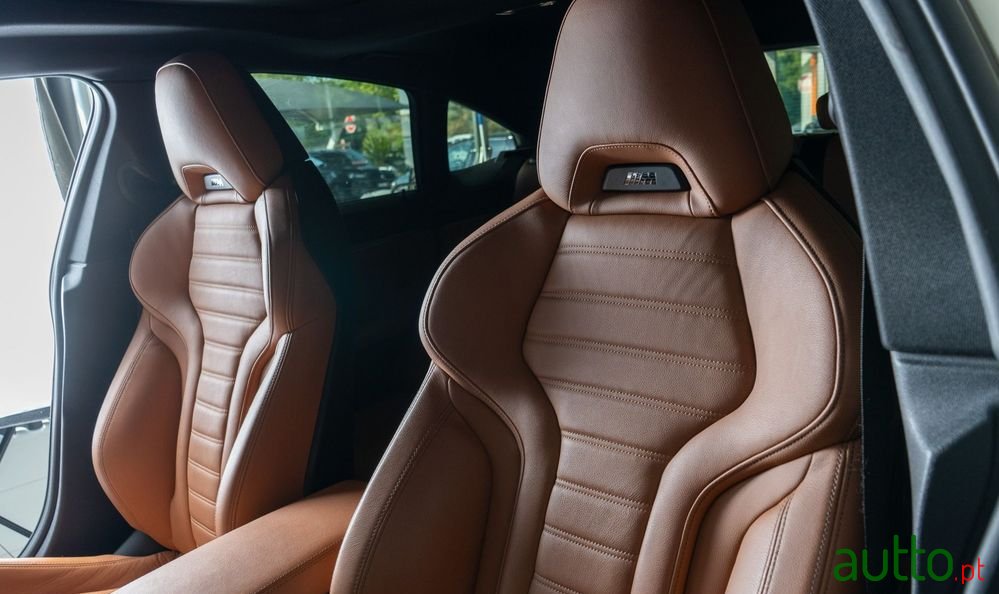 2022' BMW Série I M50 photo #6