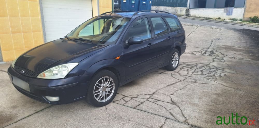 2002' Ford Focus 1.8 Tdci Ghia photo #1