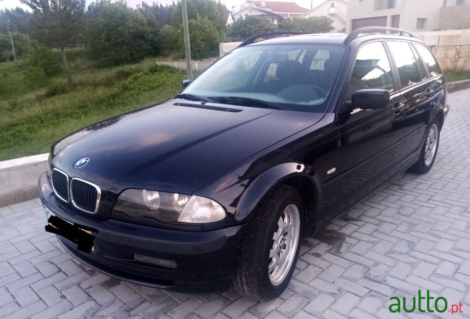 2001' BMW 320 photo #1