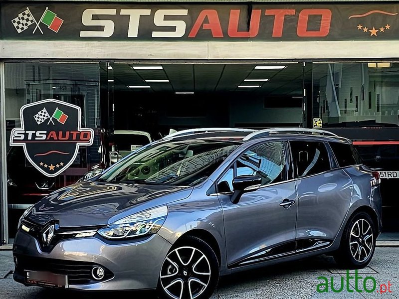 2015' Renault Clio Sport Tourer 0.9 Tce photo #1
