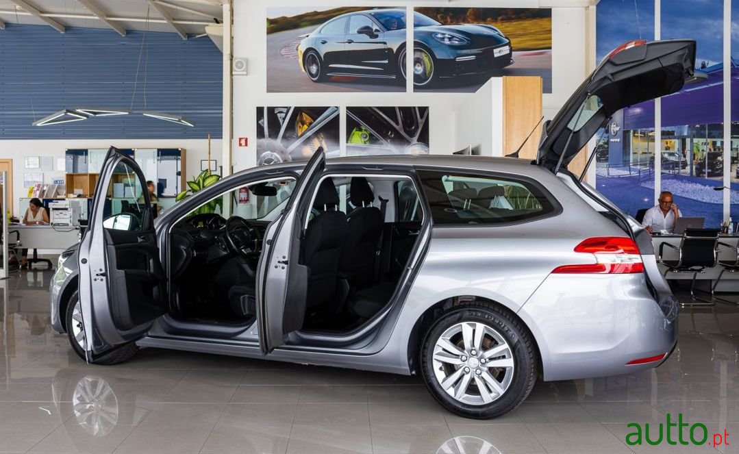 2016' Peugeot 308 Sw photo #4