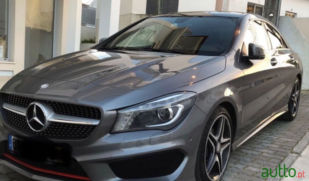 2013' Mercedes-Benz Cla-200 photo #1