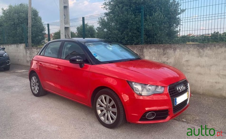 2012' Audi A1 Sportback photo #1