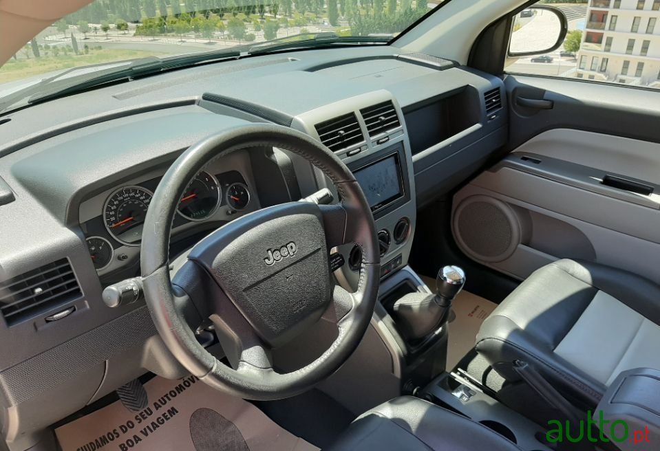 2008' Jeep Compass photo #6