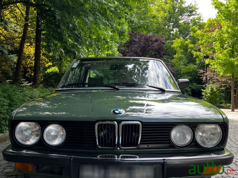 1982' BMW 520 photo #2