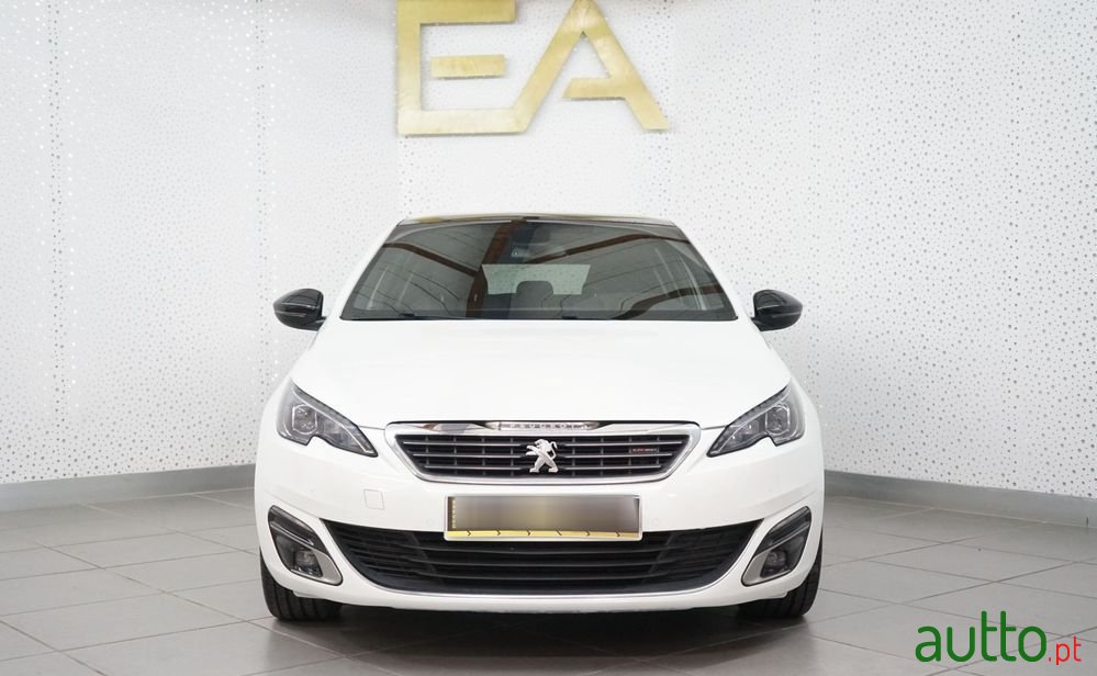 2016' Peugeot 308 photo #2