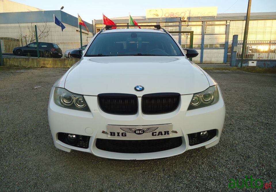 2008' BMW 320 photo #1