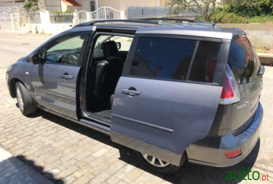 2009' Mazda 5 photo #3