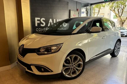 2019' Renault Scenic