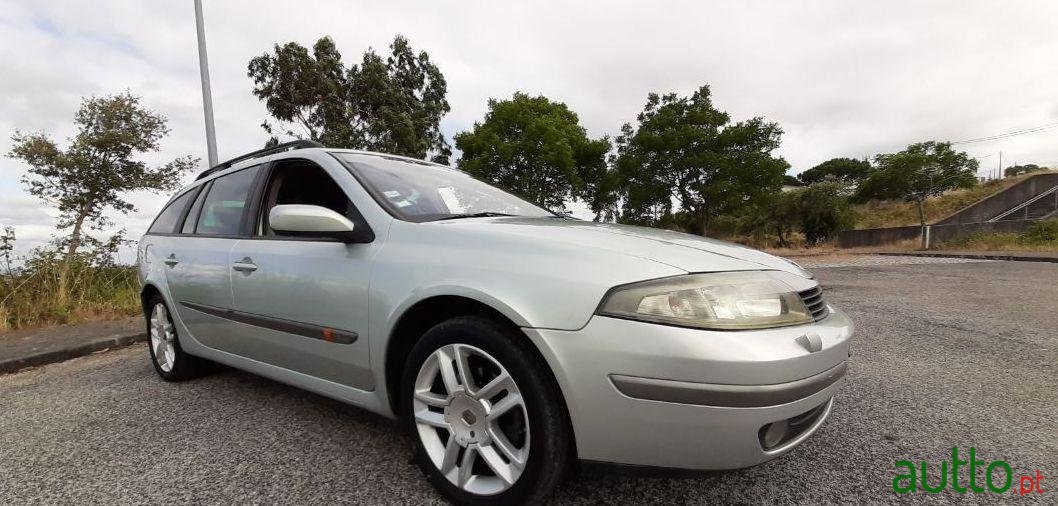 2004' Renault Laguna Break photo #2