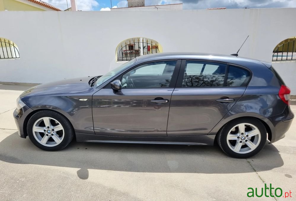 2005' BMW Série 1 D photo #4