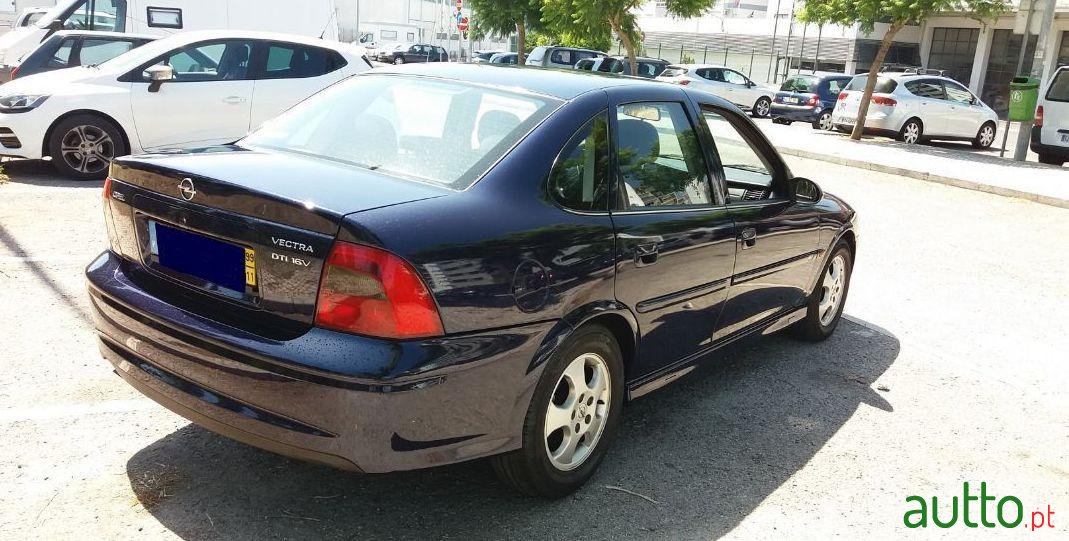 1999' Opel Vectra 2.0 Dti Elegance photo #4
