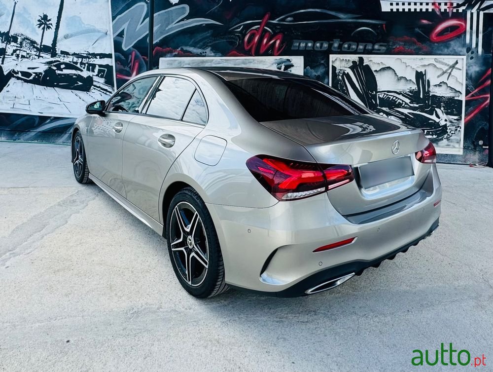 2020' Mercedes-Benz Classe A photo #2