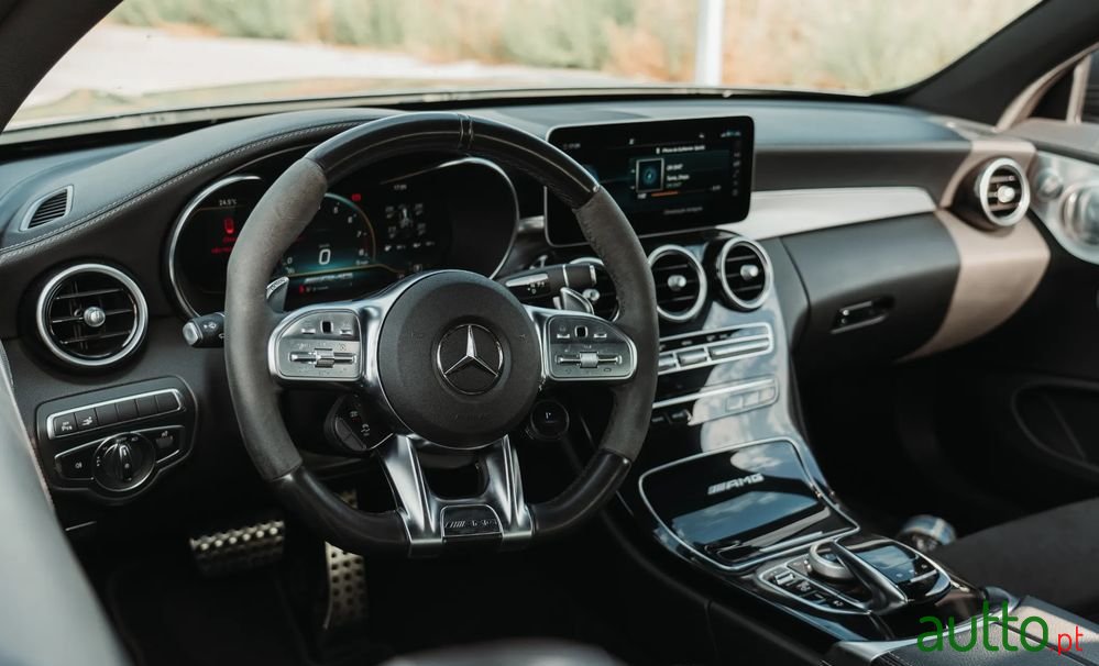 2019' Mercedes-Benz Classe C S photo #3