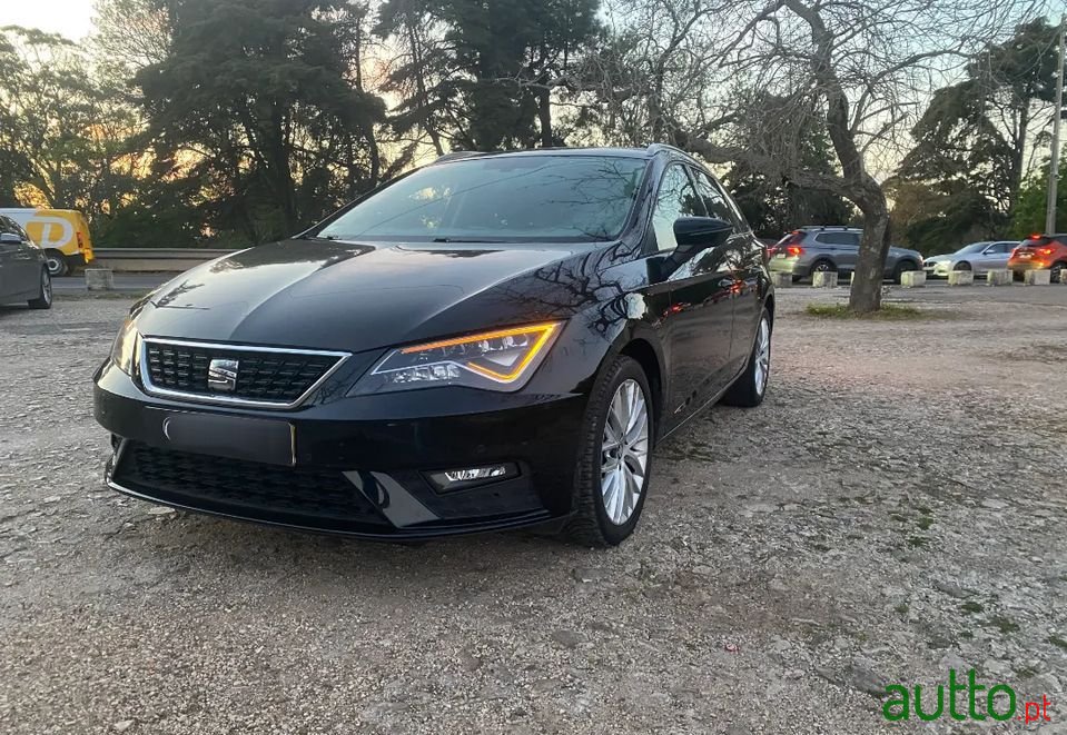 2017' SEAT Leon St photo #1