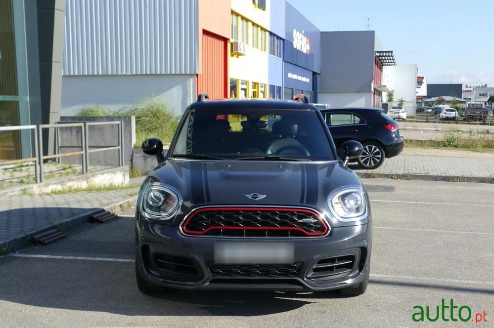 2018' MINI Countryman John Cooper Works photo #2